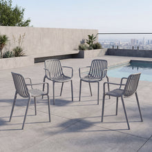 Silla Parma, Gris, Con espaldar en rayas y diseño minimalista X4