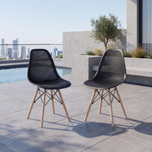 Silla Aira, Color Negro, Con espaldar y patas en Madera X2