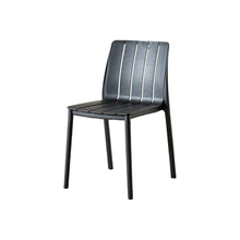 Combo Bind, Incluye Comedor y 4 Sillas Con Espaldar En Color Negro