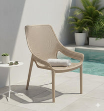 Silla Lounge Ibiza, Taupe, con espaldar y reposa brazos