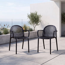 Set de 2 Sillas Marruecos con Brazos, Negro, con Espaldar en Rayas y Diseño Minimalista