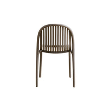 Silla Marruecos, Taupe, con Espaldar en Rayas y Diseño Minimalista