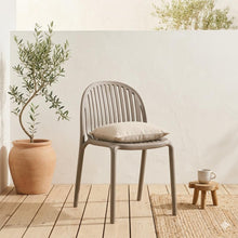 Set de 4 Sillas Marruecos, Taupe, con Espaldar en Rayas y Diseño Minimalista