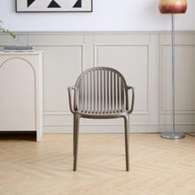 Set de 2 Sillas Marruecos con Brazos, Taupe, con Espaldar en Rayas y Diseño Minimalista