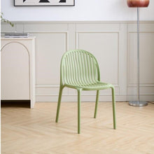 Set de 2 Sillas Marruecos, Verde Olivo, con Espaldar en Rayas y Diseño Minimalista