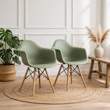 Set de 2 Sillas Eymos , Color Verde, con Espaldar y Patas en Madera