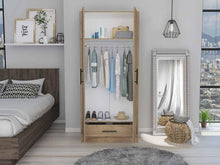 Closet Omaira, Café Claro y Blanco, con Entrepaños y  Amplios Cajones