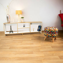 Combo de Entretenimiento Mesa TV Eco Plus (50x150x30) Blanco Fresno + Puff Redondo Colors